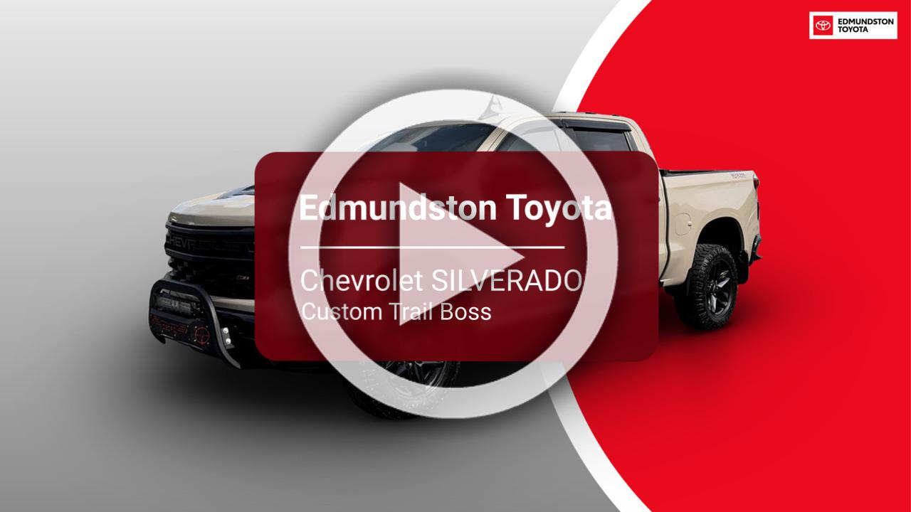 2022 Chevrolet SILVERADO Custom Trail Boss-